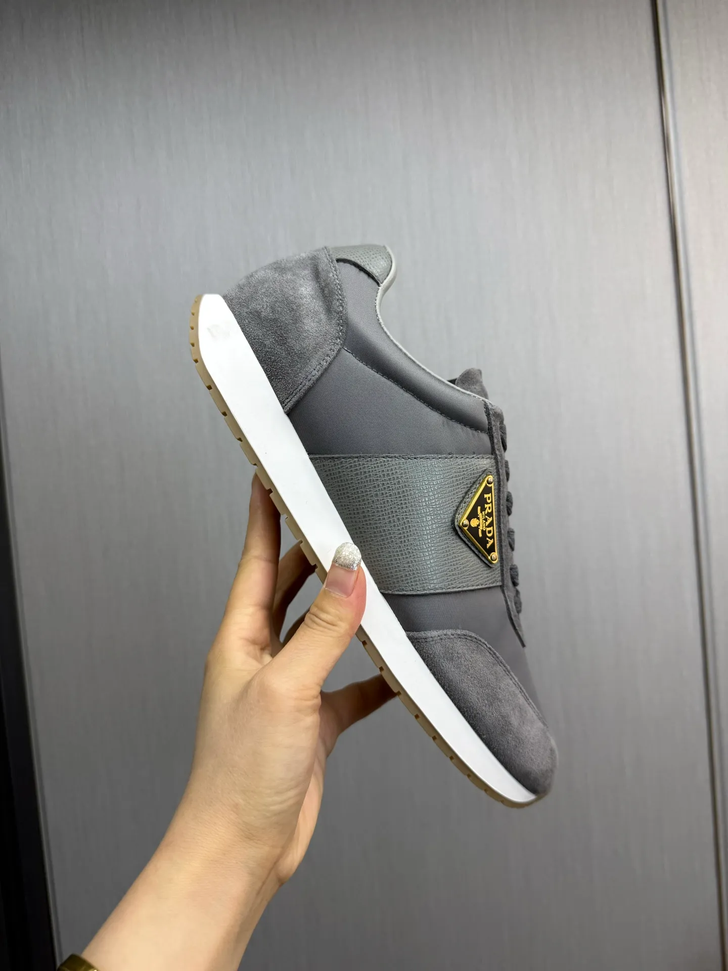 Men's shoes 💰740💰 [PRADA] New models synchronized with the official website, high-quality shipments ✔️Hot-sellers🔥 Original cowhide with imported waterproof fabric + cowhide lining, 1🆚1 replica, original bottom, 38-45 (men's 45 is custom-made and cannot be returned)
